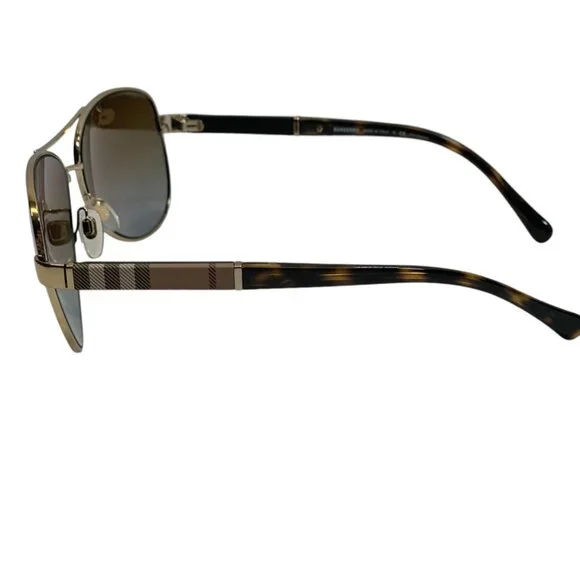 Burberry BE3080 Polarized Pilot Aviator Sunglasses – Unisex  display picture 1